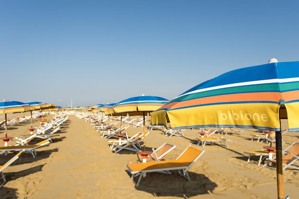 Appartamenti Mirella Bibione Esterno foto